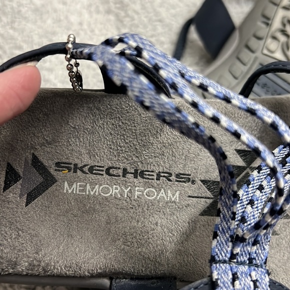 Sketchers Skechers memory foam sandals stretchy straps arch support - Picture 3 of 4